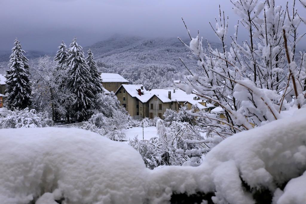 Hotel Pian Del Sole Sassello Extérieur photo